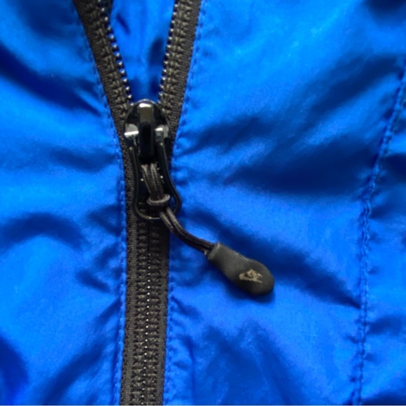Nike Sportswear Men’s Large royal blue windbreaker in good preowned condition - Picture 10 of 11